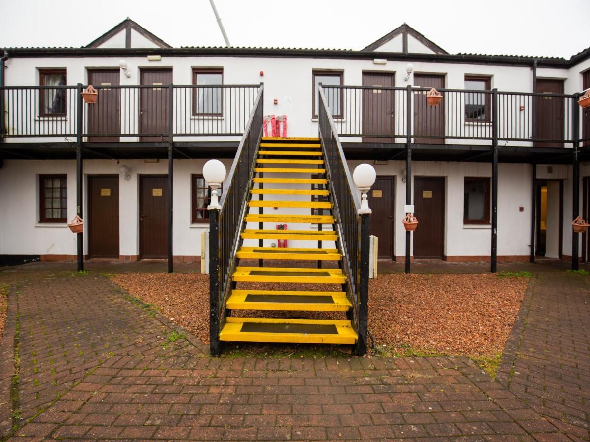 Longforgan Coaching Inn Данди Экстерьер фото